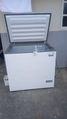 Freezer consul em estado de novo.