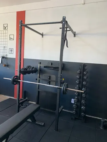 Power Rack Funcional Gaiola Para Agachamento Supino Barra Fixa com Paralela