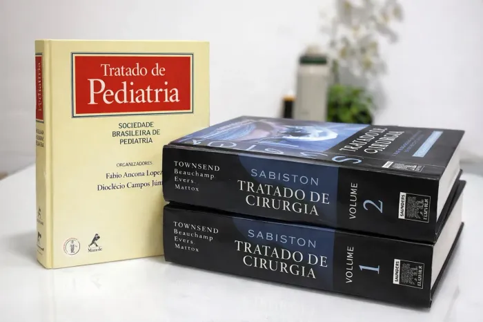 Livros Medicina - Cirurgia Sabiston e Tratado de Pediatria 