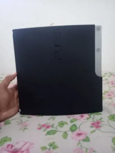Play Station 3 desbloqueado c/ dois controles