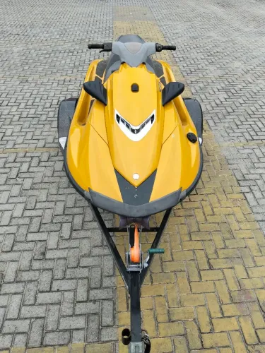 JET SKY YAMAHA WAVERUNNER 1.8 VXR