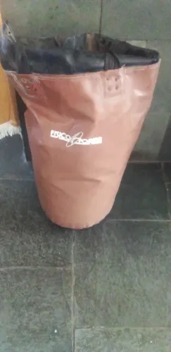 Saco de pancadas 120 kilo  em excelente estado