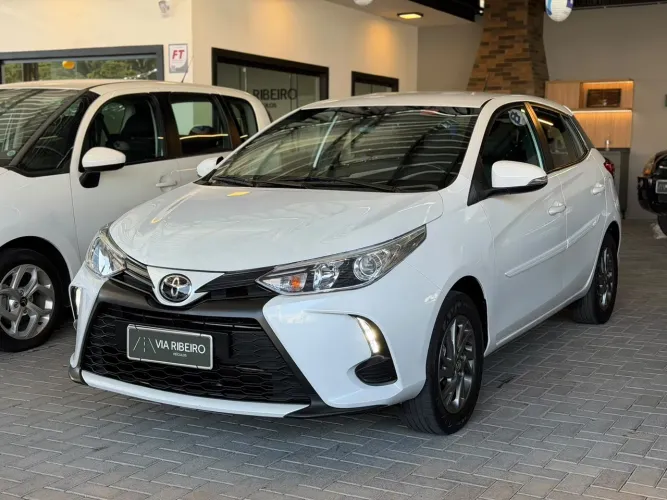 Toyota Yaris S 1.5 Flex 16V 5P AUT 2023