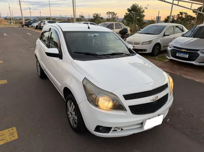 Chevrolet Agile LTZ 1.4 MPFI 8V Flexpower 5P 2013