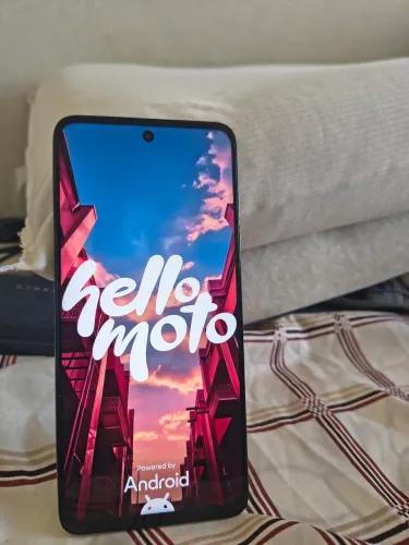 Vendo Motorola G15, Novo, tela grande, 6.7 polegadas. 8 meses de garantia.
