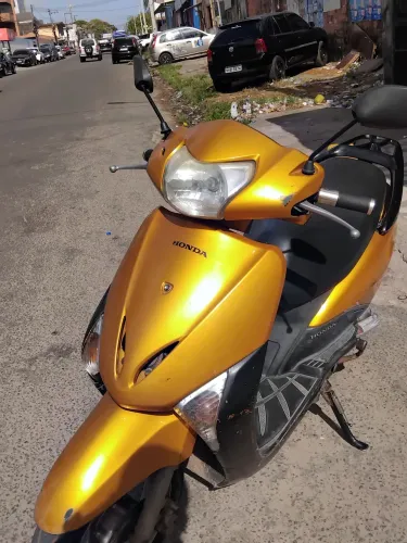 Honda lead 110