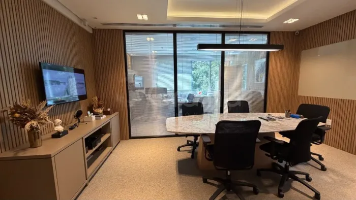 Sala Comercial de 139 m² na Vargem Pequena