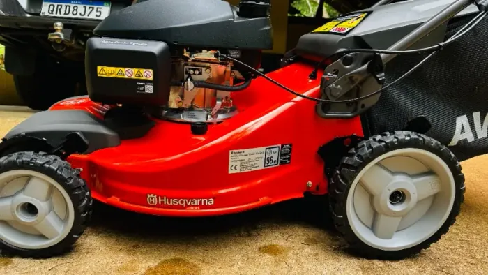 Cortador de Grama Husqvarna LC353AWD