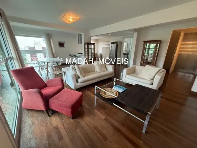 Venha conhecer este incrível apartamento na Vila Madalena, que combina conforto e modernid