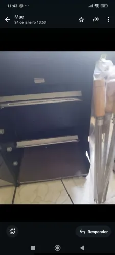 Vendo churrasqueira e assa frango top 500 reais 