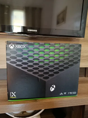 Xbox Series X 1TB SSD Impecável!