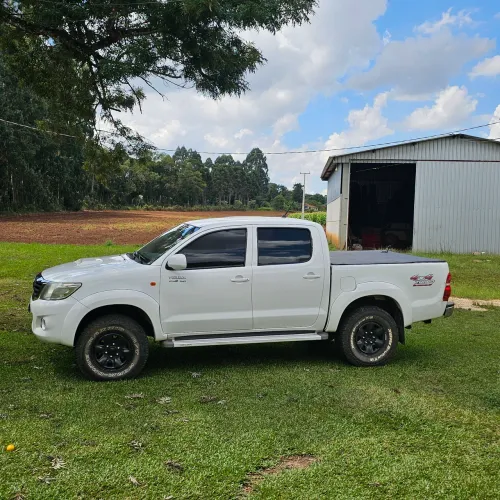 Toyota Hilux CD D4-d 4X4 3.0 TDI Dies. Mec. 2015