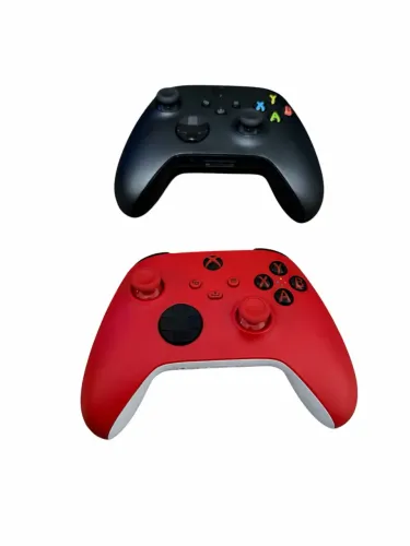 Controles Xbox Series Preto e Vermelho