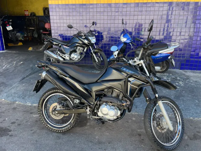 Aluguel de moto por aplicativo 