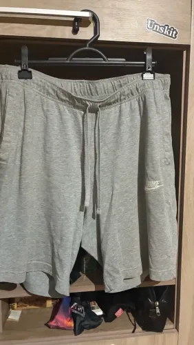 Bermuda moletom Nike