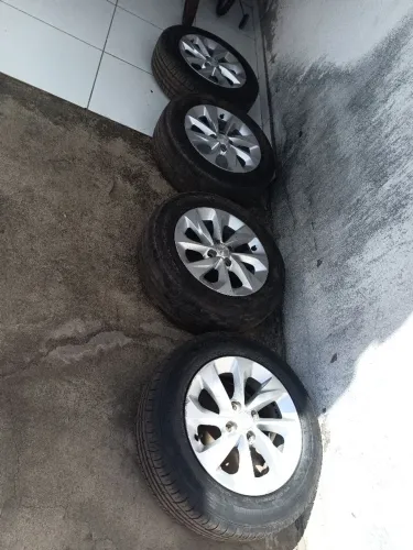 RODAS ARO 15 GM