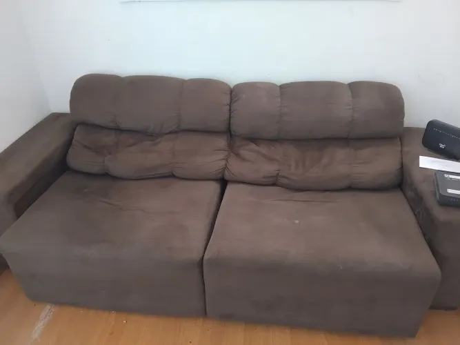 Sofá Retrátil 2 Lugares Marrom - Preço para Sair Hoje!