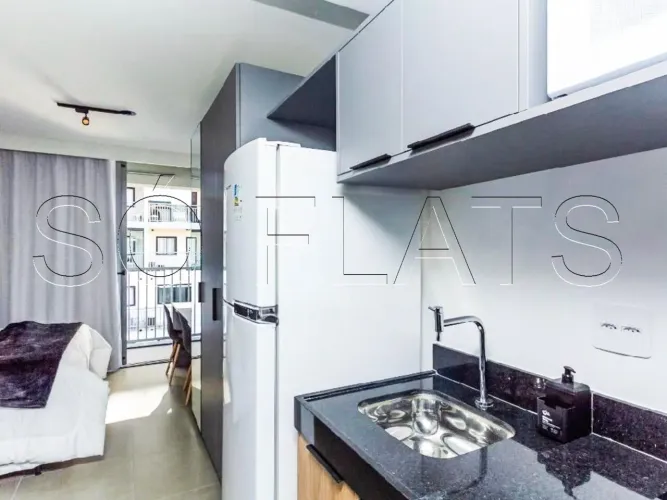 Studio mobiliado em Moema na Av dos Imarés com varanda e lazer completo