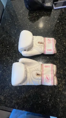 Luvas Muay Thai