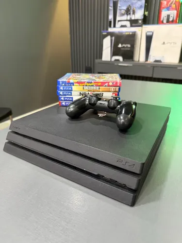 PlayStation 4 pro 1tb com garantia e jogo - entrego hoje