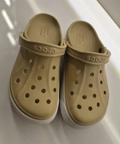 Sandália Crocs Bayaband Sport Bege N°39