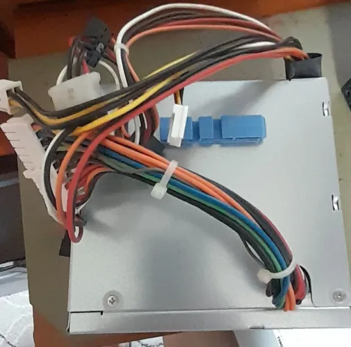Fontes atx específicas para gabinetes diferenciados