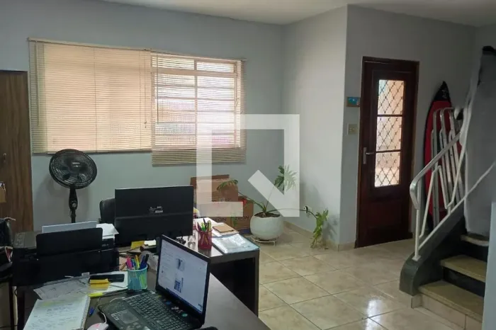 Casa à Venda - Ipiranga, 3 Quartos, 200 m2