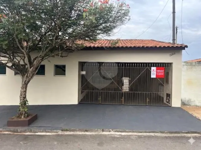 Casa com 4 quartos à venda em Centro - SP