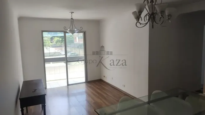 Apartamento - Vila Olímpia - 3 Dormitórios - 79m².