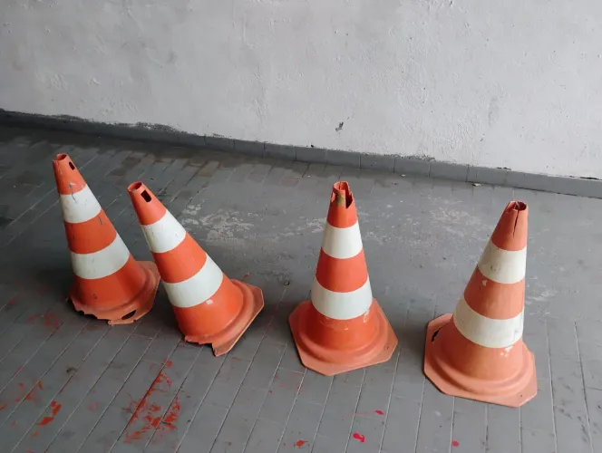 Cones com avarias combo