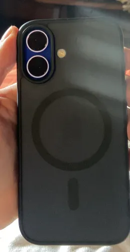 iPhone 16