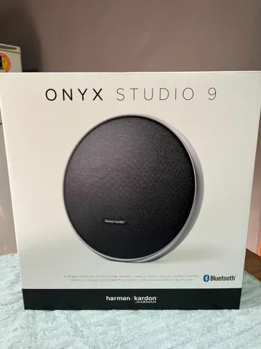 HARMAN KARDON, Caixa de Som, Onyx Studio 9, Bluetooth, Portátil, Com Alça de Metal - Preta