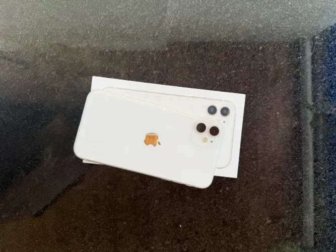 iPhone 11 128GB 