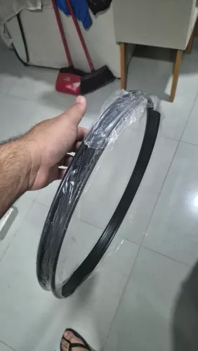 Aro de bumbo de 20 novo no plástico.