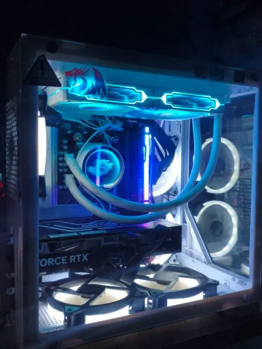 vendo Pc gamer custo benefício (roda tudo no alto e médio)