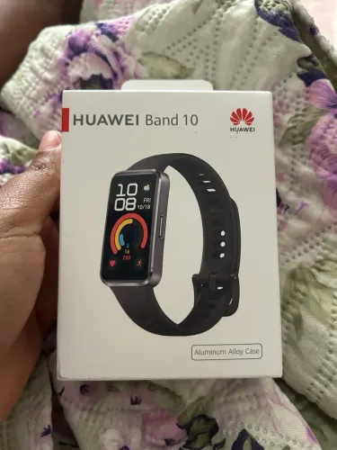 HUAWEI band 10