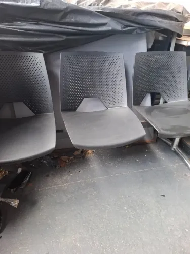 Vendo cadeira de espera.