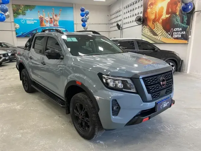 Nissan Frontier Pro4x CD 4X4 2.3 Bi-TB Die. AUT 2024