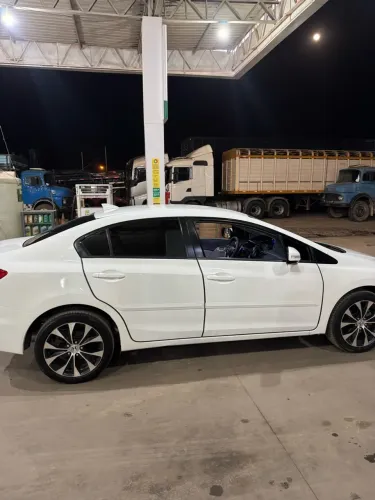 Honda Civic Sedan LXR 2.0 Flexone 16V Aut. 4P 2016