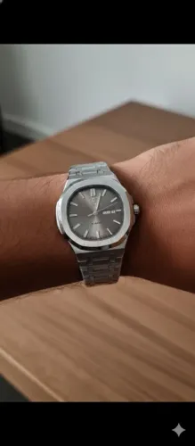 Relógio Masculino Poedagar Prata R$159,00 A vista