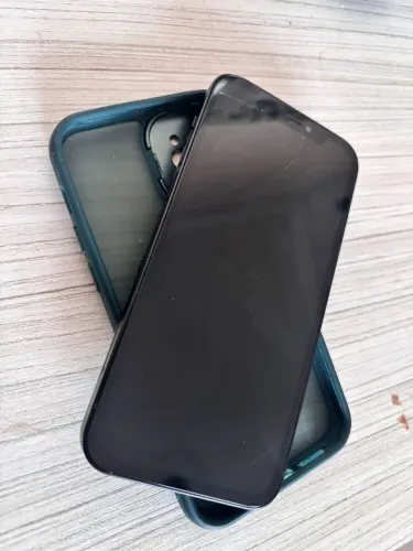 iPhone 12 leia a descrição 