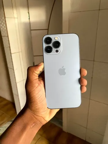 IPHONE 13 PRO MAX NÃO DA SINAL DE TELA !