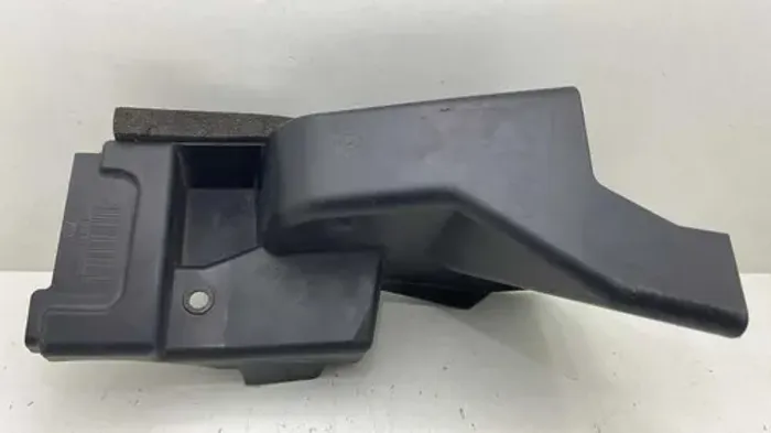 Defletor De Ar Esquerdo Radiador Chevrolet Camaro 2012