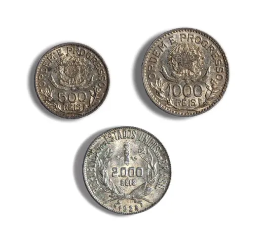 Lote de 3 moedas de 500, 1000 e 2000 Réis Brasileiros de Prata. Veja descrição.