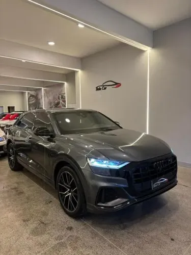 Audi Q8 E-tron Launch Edition (elétrico) 2020