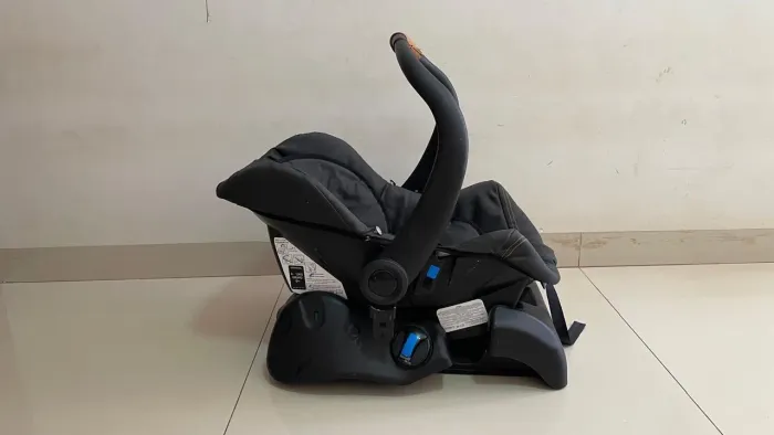 CARRINHO DE BEBÊ + BEBÊ CONFORTO GALZERANO (Modelo Extreme Caramelo/Preto)
