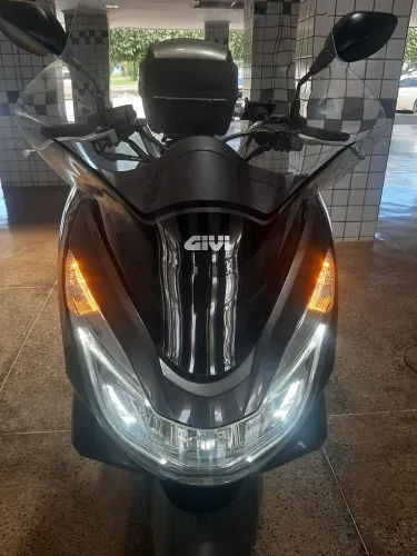 Honda Pcx - Mais de 1.000 em acessórios