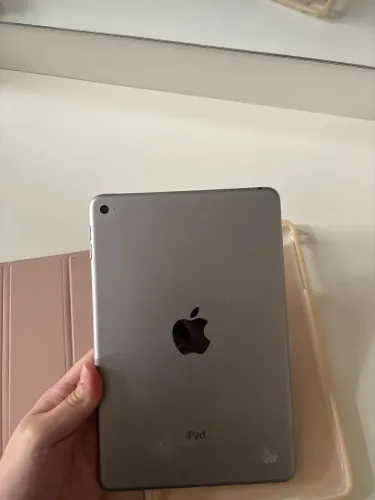 ipad mini 4