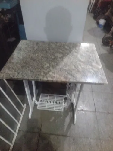 Pé de máquina Singer 