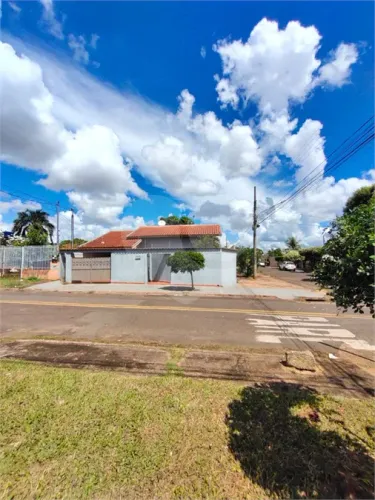 Casa térrea com 4 quartos à venda em Jardim nhanhá - MS